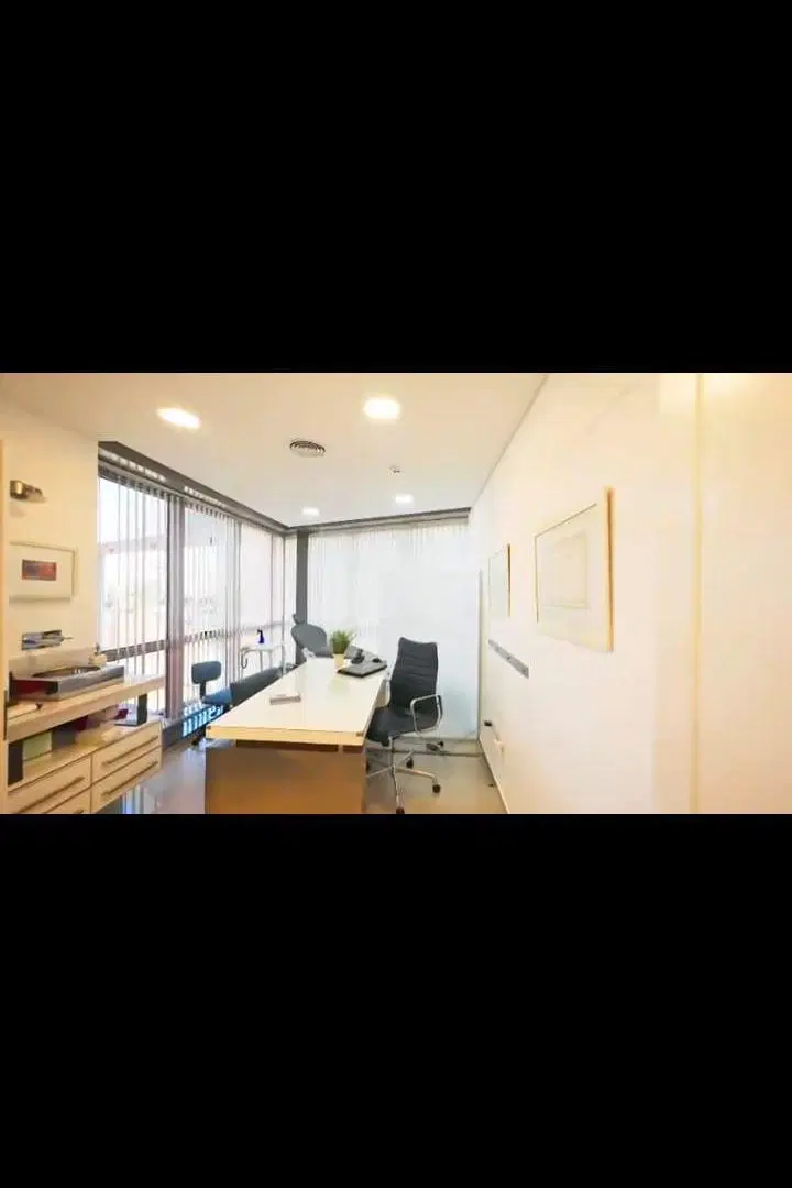 VENTA  CLÍNICA DE CIRUGÍA ESTÉTICA EN Villa Cabrera 2