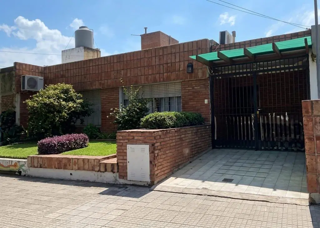 VENTA CASA EN LOS NARANJOS 2