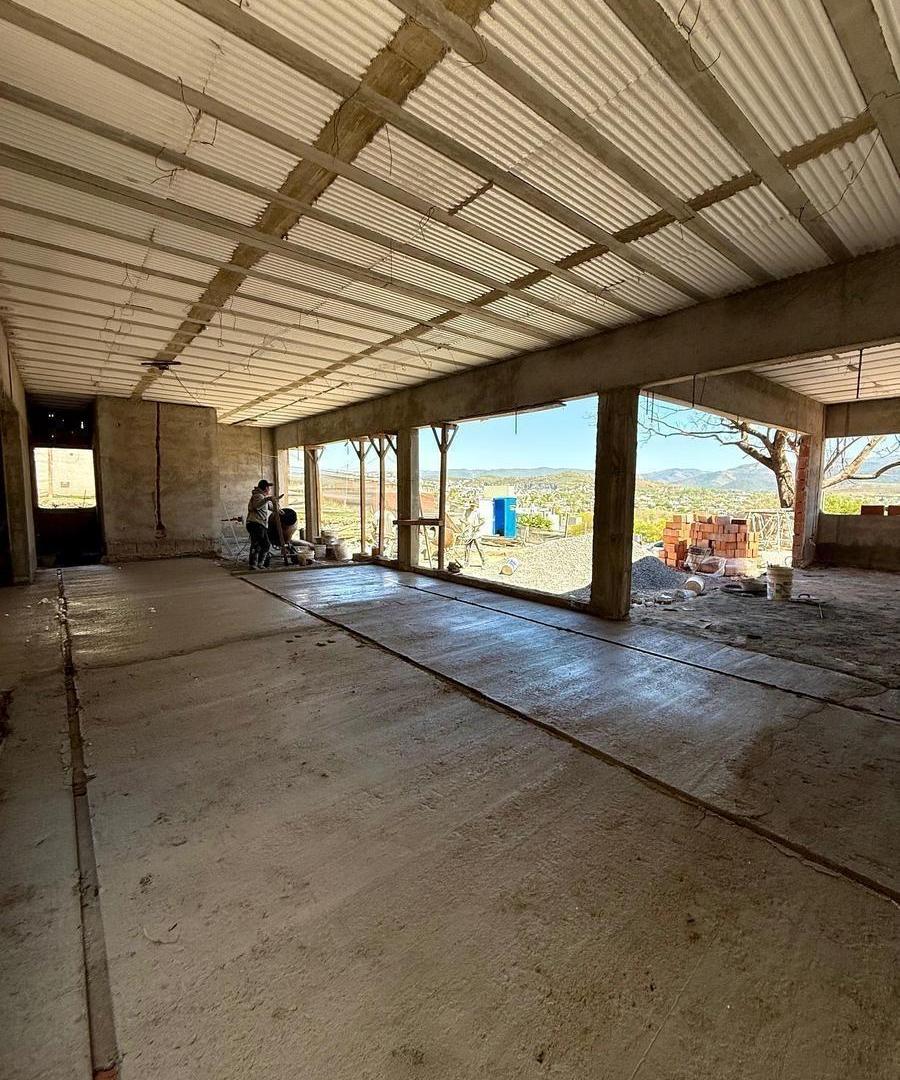 Foto de VENTA CASA A ESTRENAR EN LA CUESTA COUNTRY LA CALERA, imagen 1