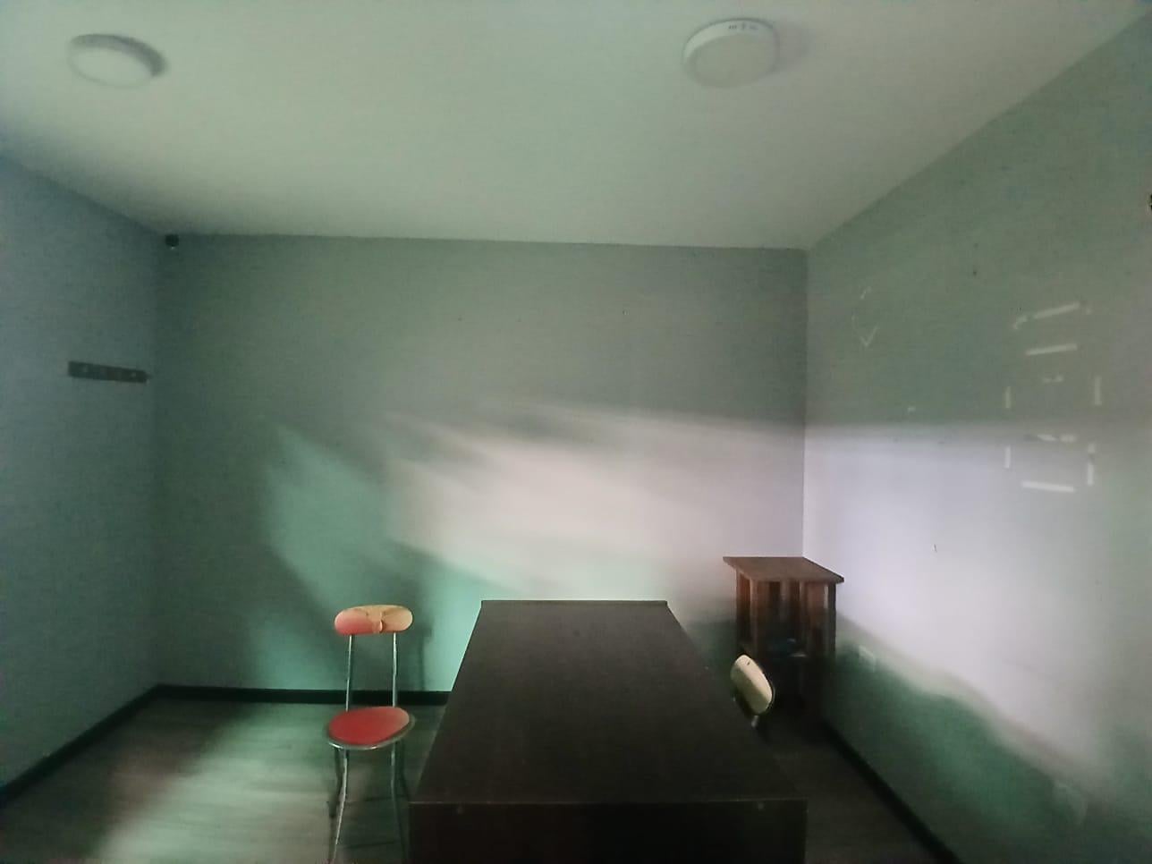 Foto de VENTA IMPORTANTE GALPÓN EN ALTO ALBERDI A 4 CUADRAS DEL NUEVOCENTRO, imagen 5