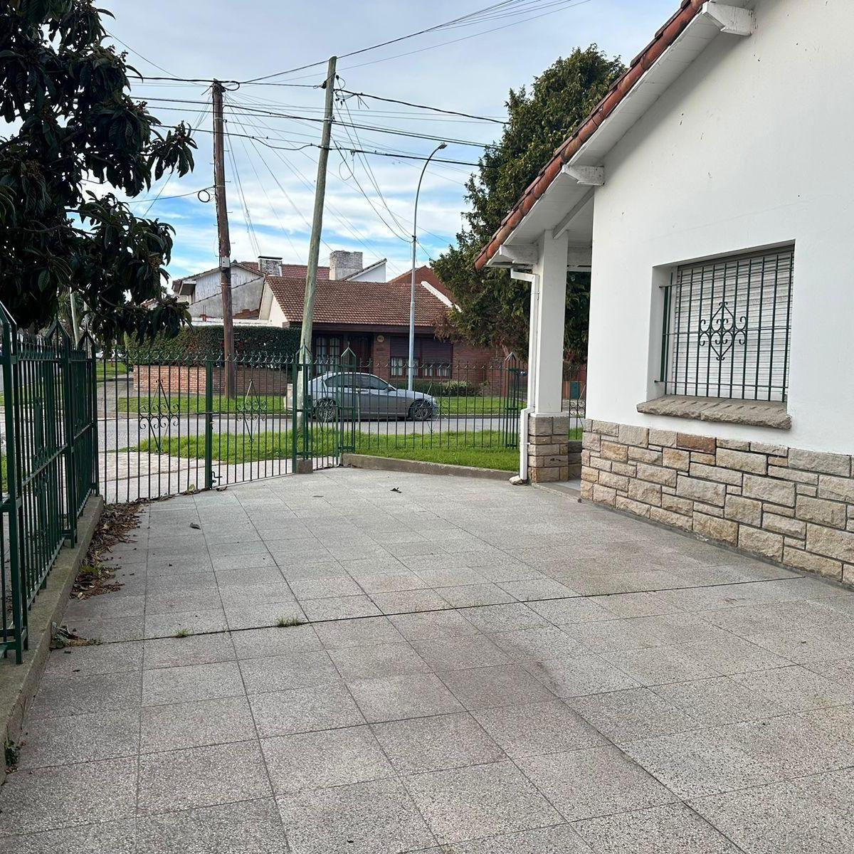 Casa en Venta de 4 Ambientes en Zona Mundialista. 5