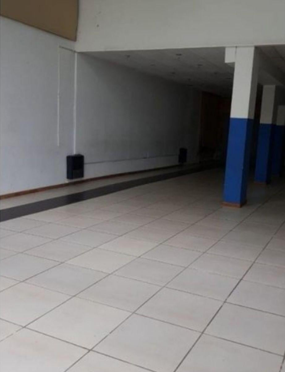Foto de Local a la venta sobre importante Avenida., imagen 3