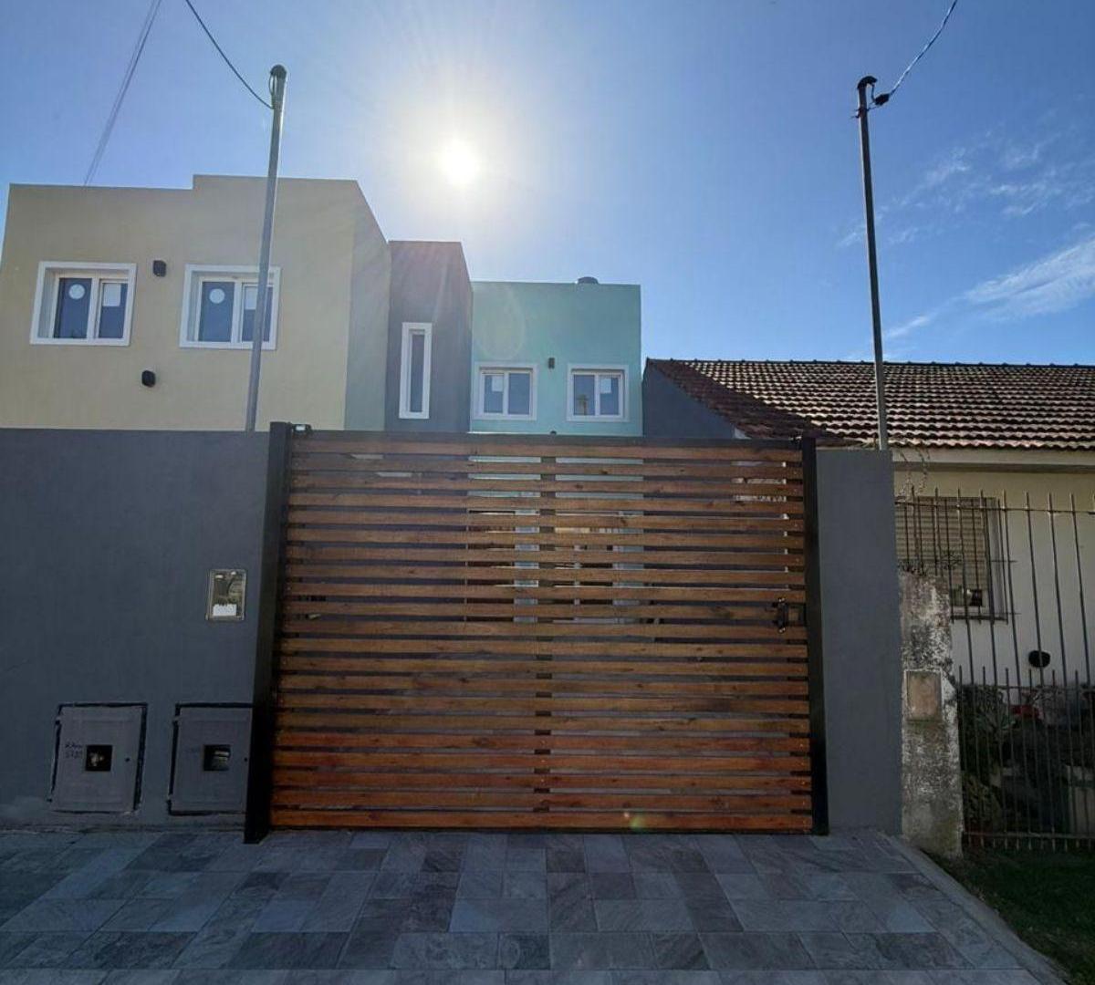 Dúplex de 3 ambientes a estrenar en Los pinares.