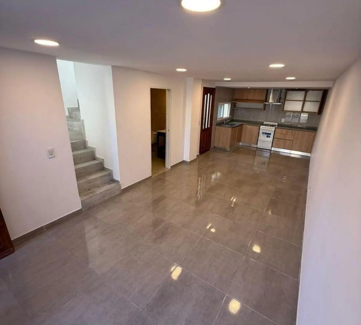 Dúplex de 3 ambientes a estrenar en Los pinares. 5