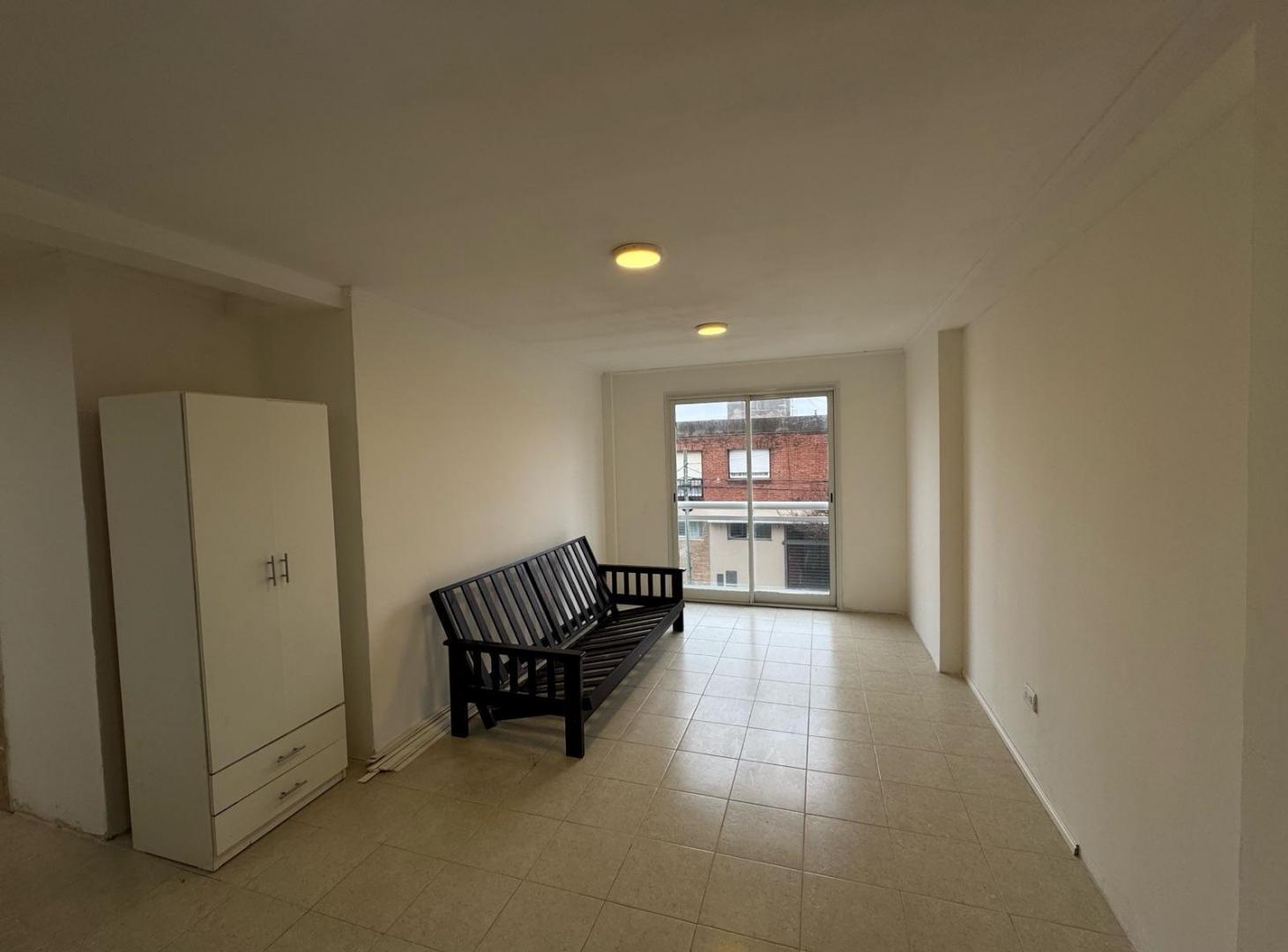 Departamento de dos ambientes en zona puerto