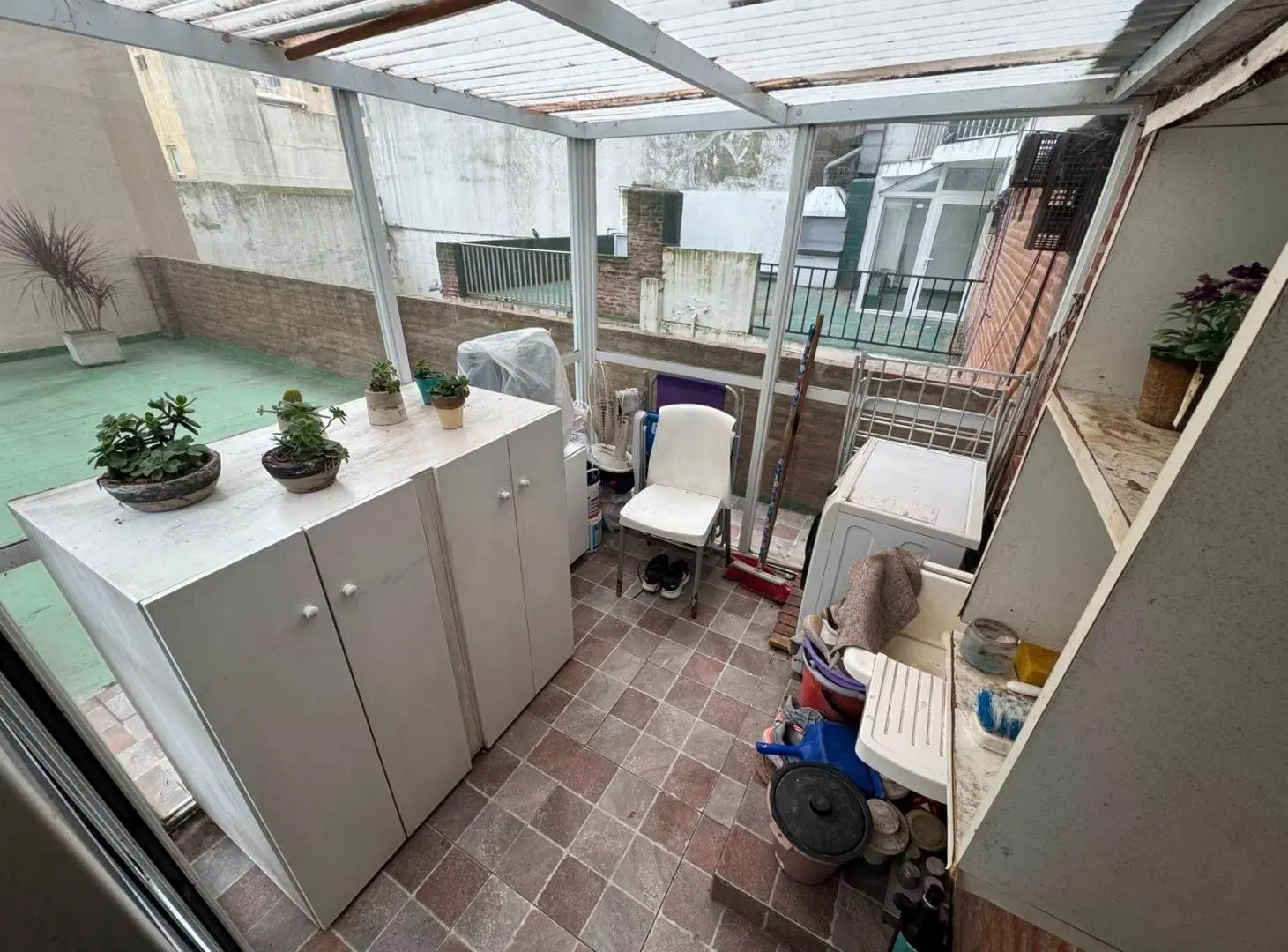 Departamento de un ambiente con amplia terraza en alquiler por 24 meses. 8