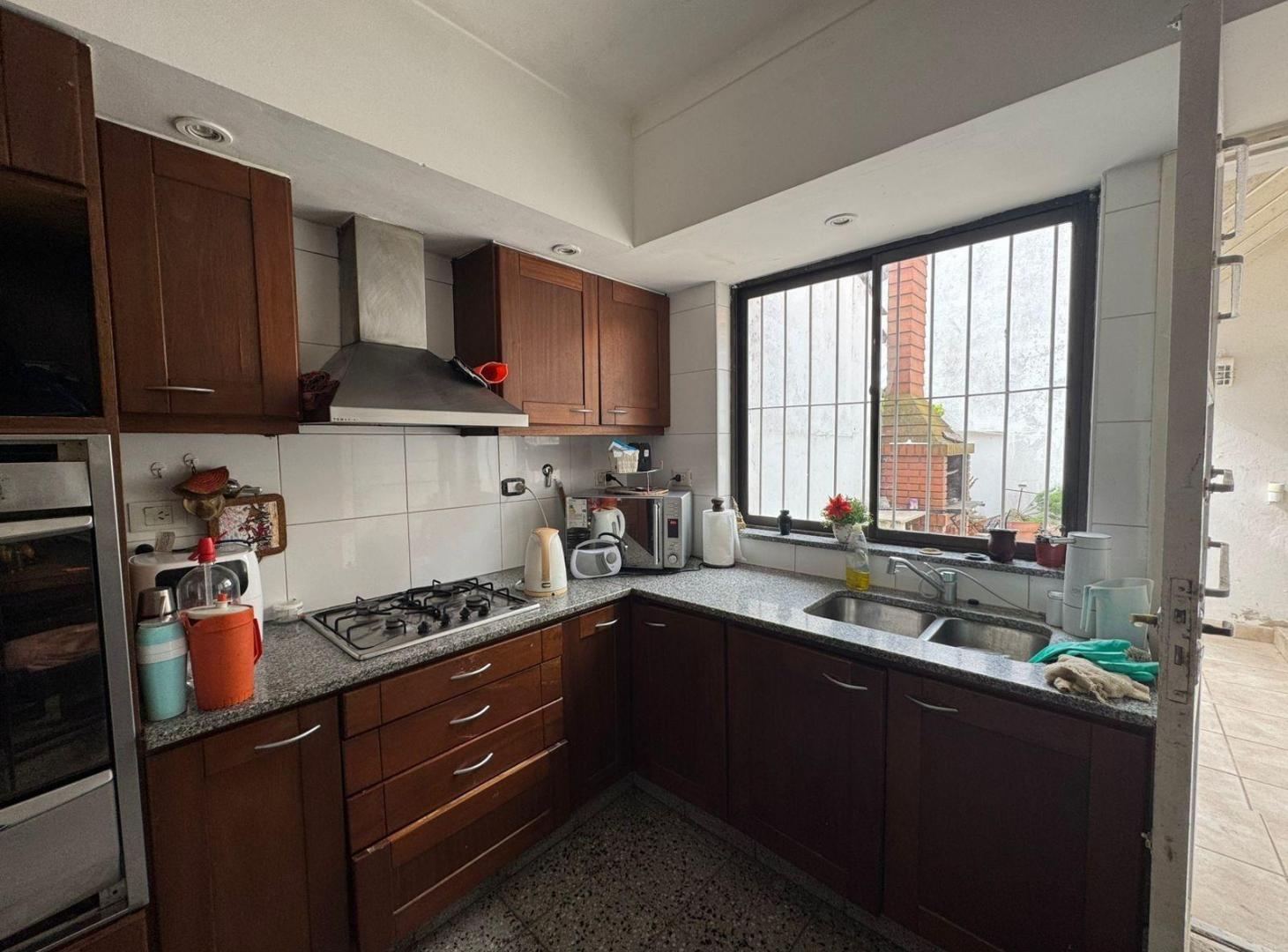 Foto de Casa de 4 ambientes mas dependencia en lo mejor del barrio Stella Maris., imagen 2