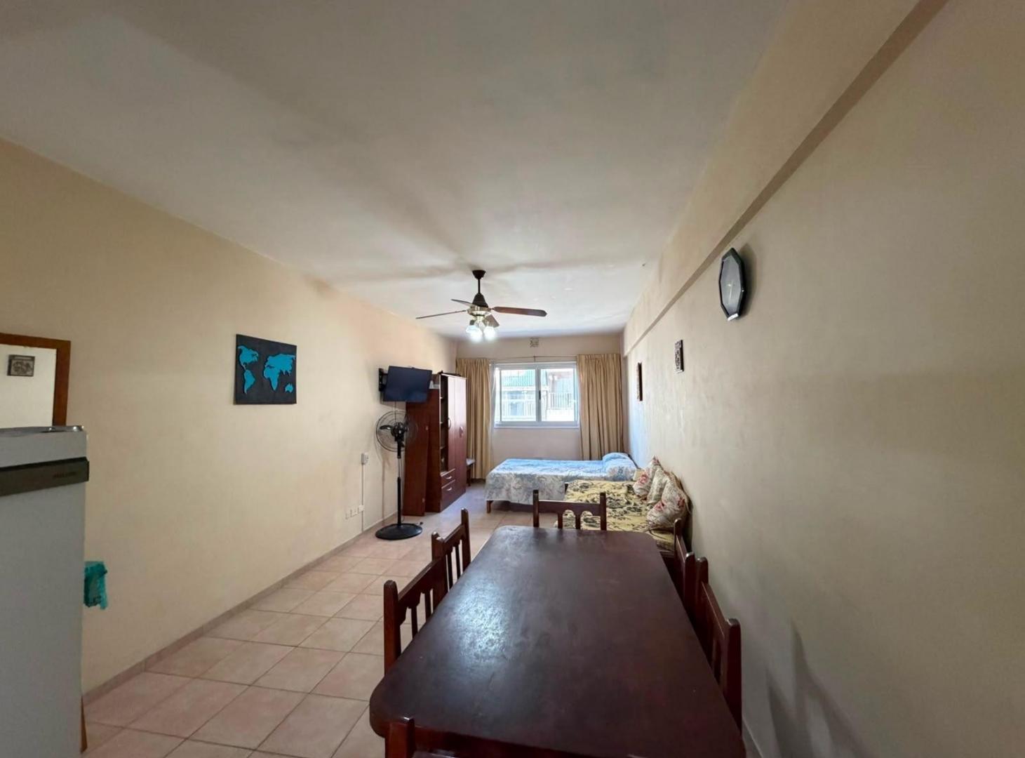Foto de Departamento de un ambiente a la calle en venta, imagen 3