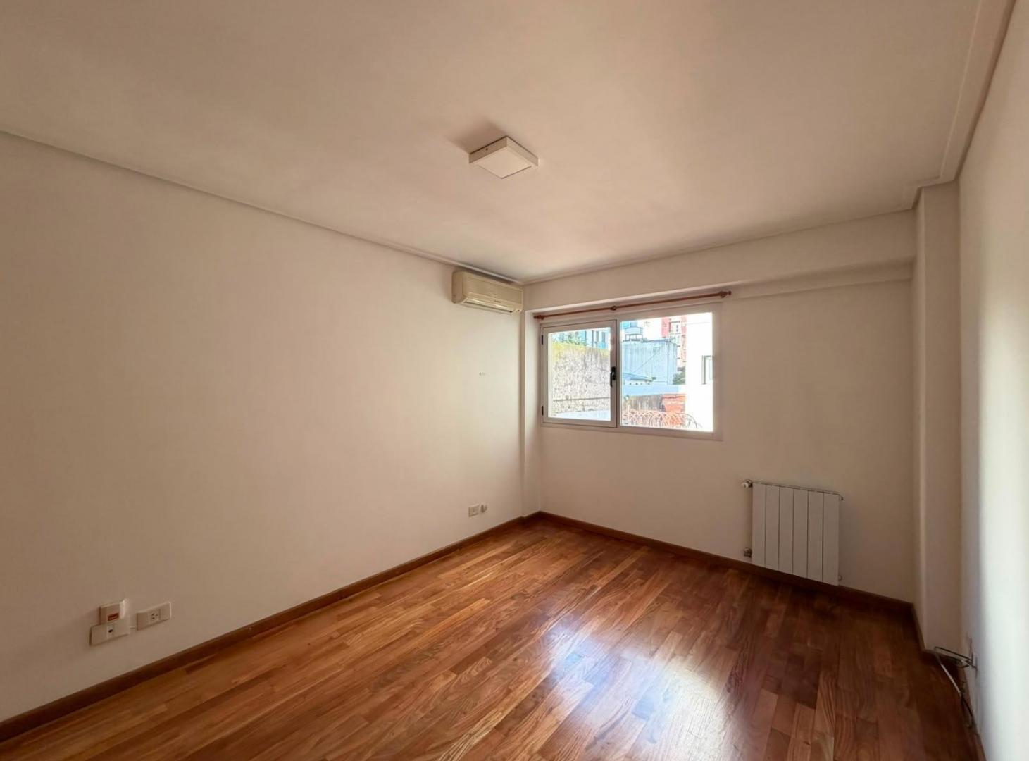 Foto de Semipiso de 3 amb con balcon a la calle. Excelente calidad., imagen 3