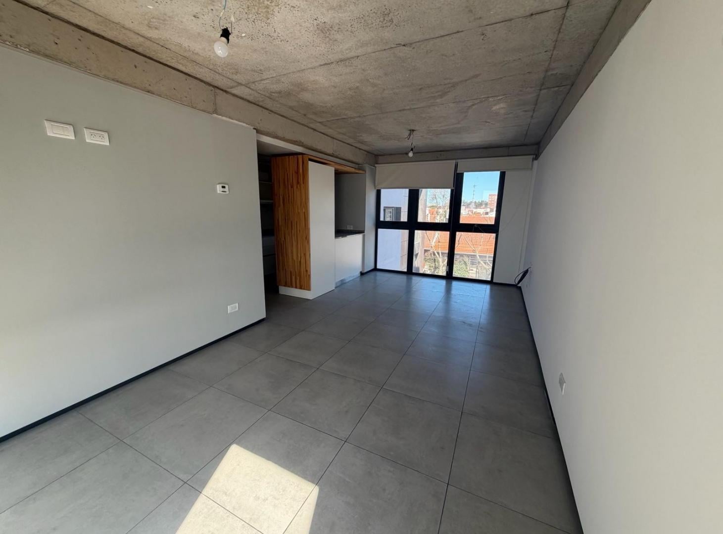 Foto de Departamento de un ambiente en alquiler por 24 meses., imagen 2