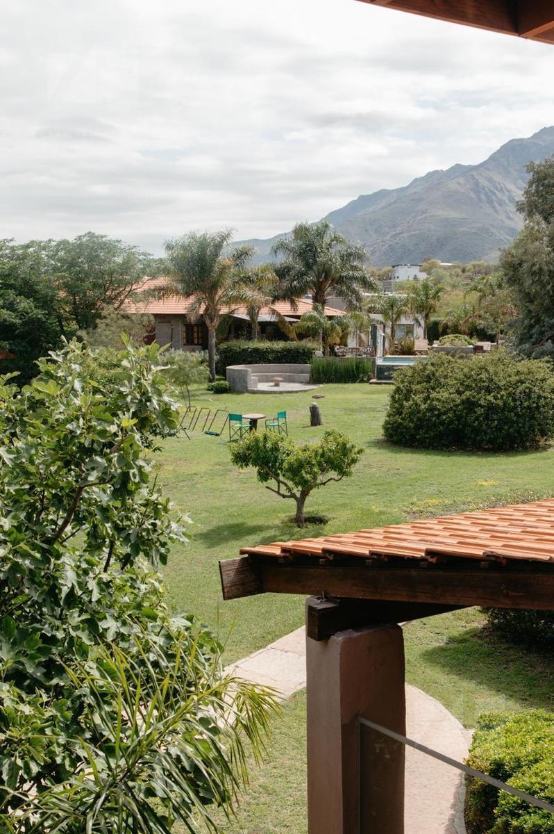 Hotel Spa Exclusivo La Mejor Vista Al Cerro Uritorco con 20 Años de Trayectoria 2