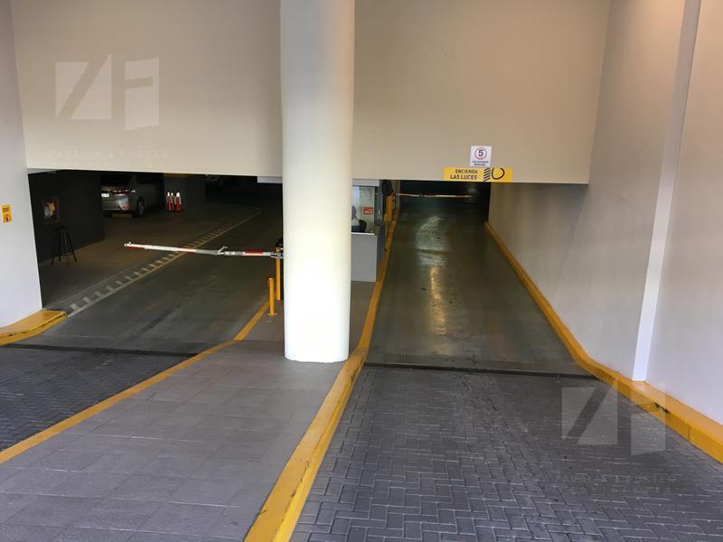 Foto de Cochera en Torres Capitalinas VENTA, imagen 2
