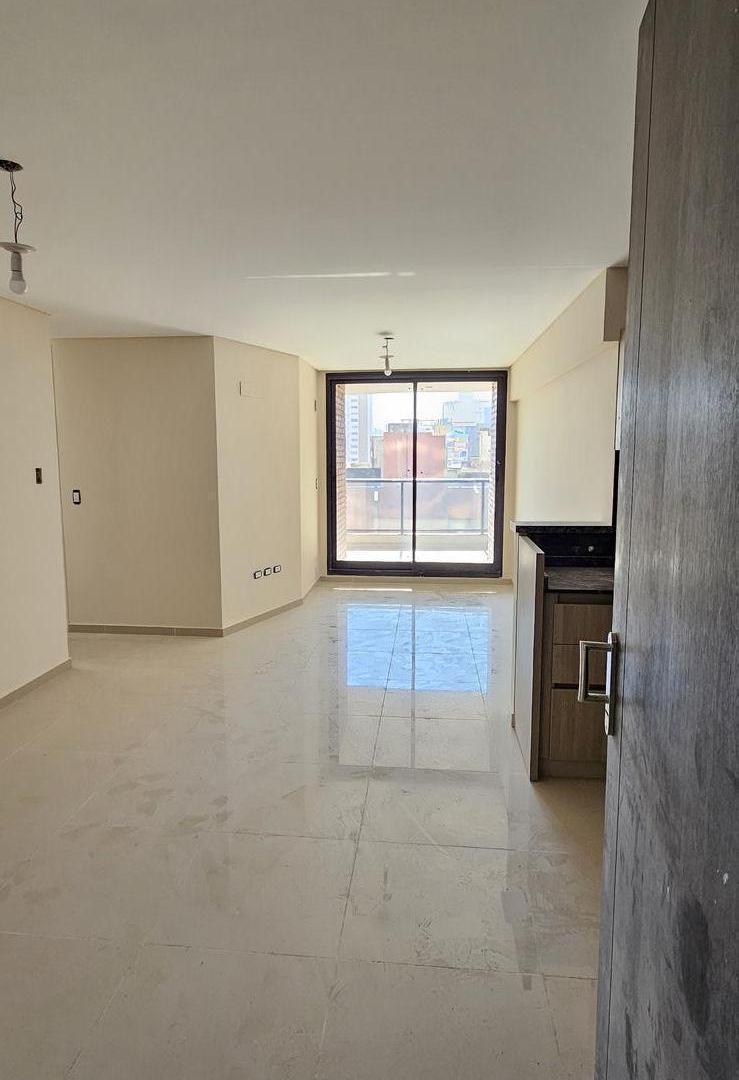 Venta departamento de 2 dormitorios con balcón en Nueva Córdoba, edificio Reggia 7.