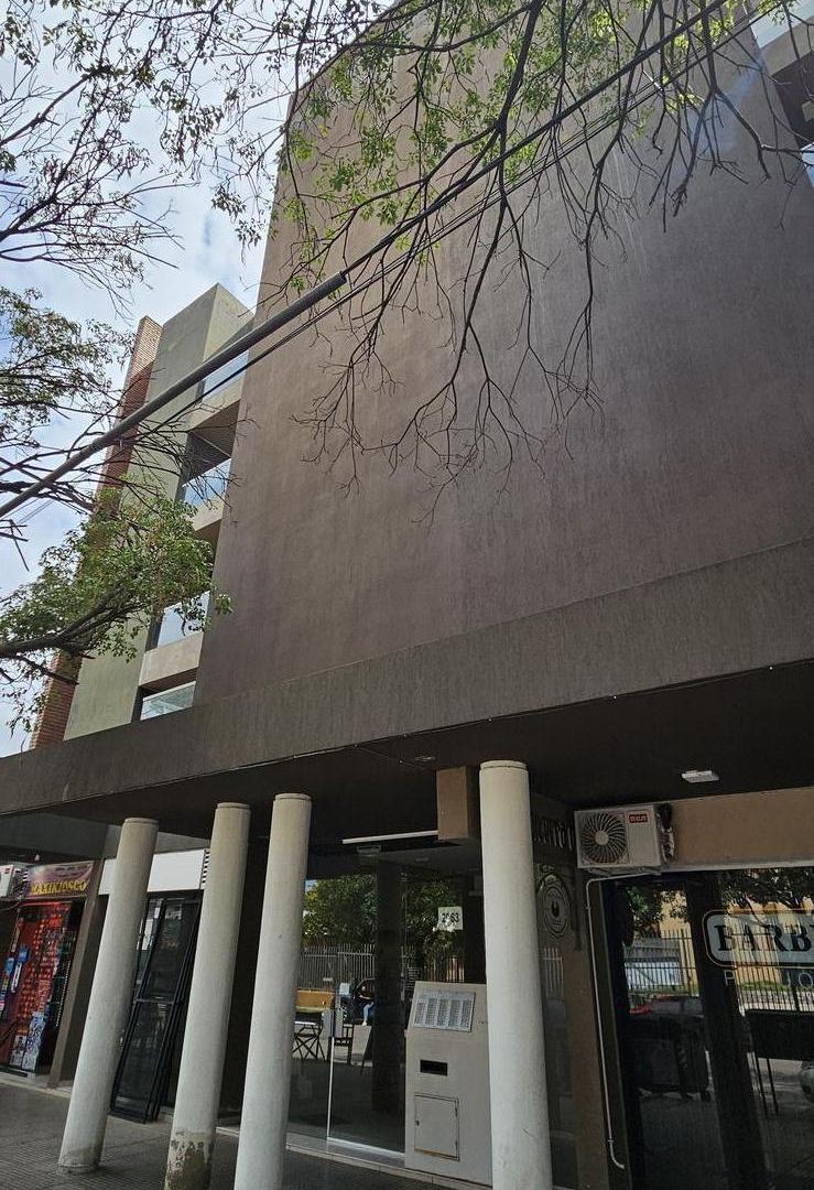 Departamento 2 dormitorios con cochera en Alta Córdoba