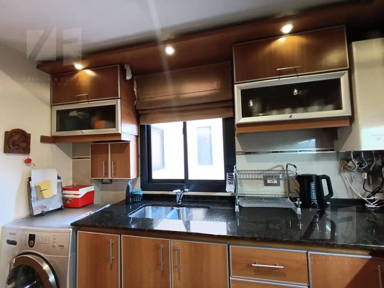 Departamento de 3 dormitorios con terraza cerrada y balcón en el Centro 3
