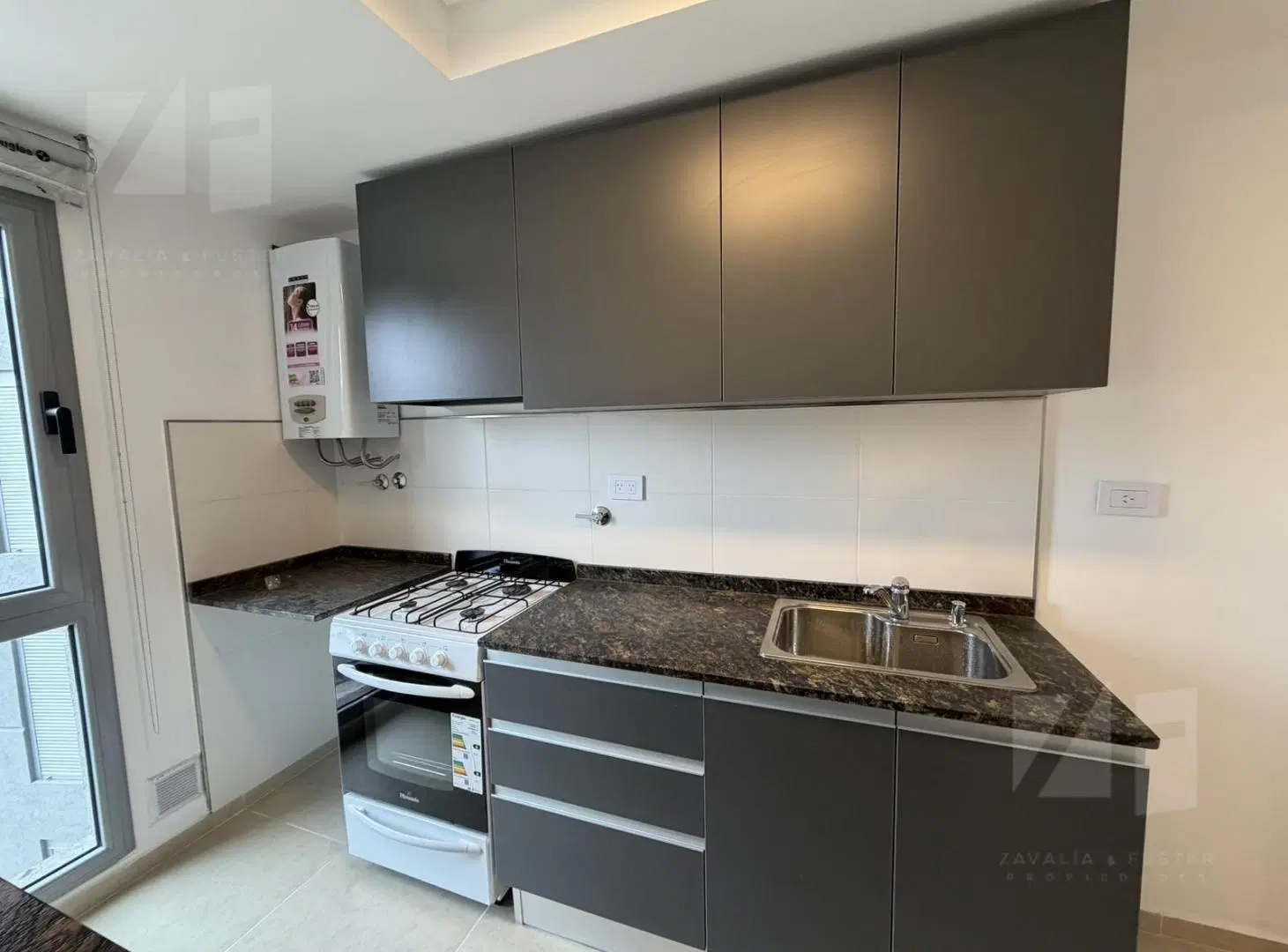 A Estrenar Pilay Torre Futura 21 Un dormitorio balcón amenities $ 620.000.- 1