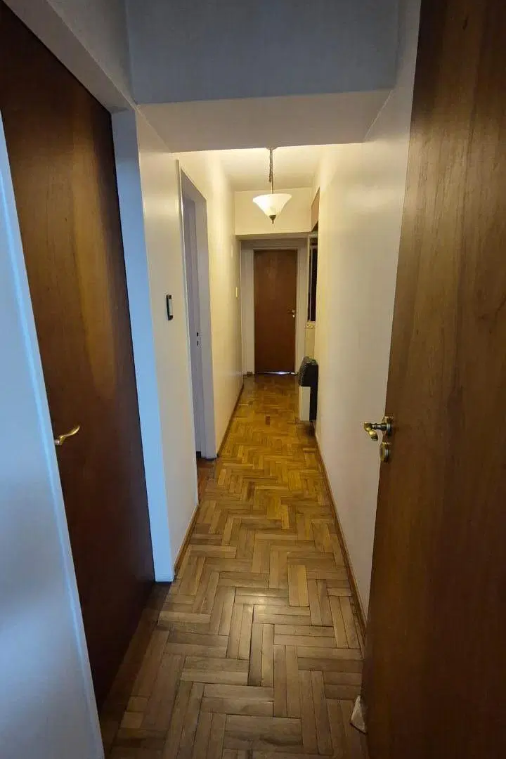 Departamento en Alquiler de 4 Dorm. con cochera, balcón, seguridad y excelente vista 5