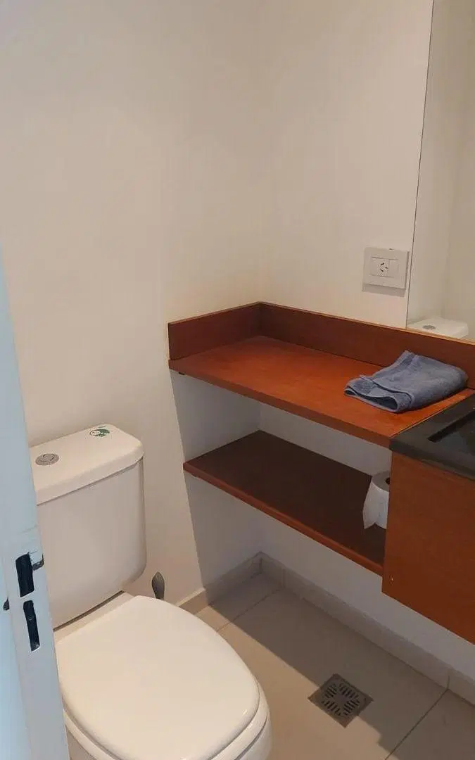 OFICINA EN ALQUILER – CALLE RICARDO ROJAS 1