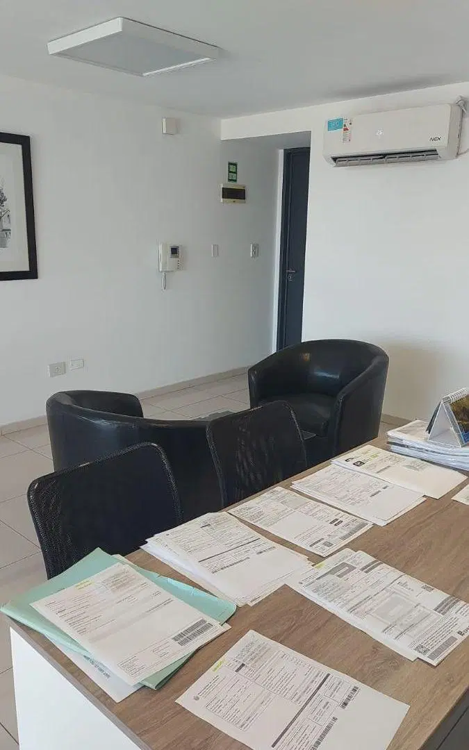 OFICINA EN ALQUILER – CALLE RICARDO ROJAS 6