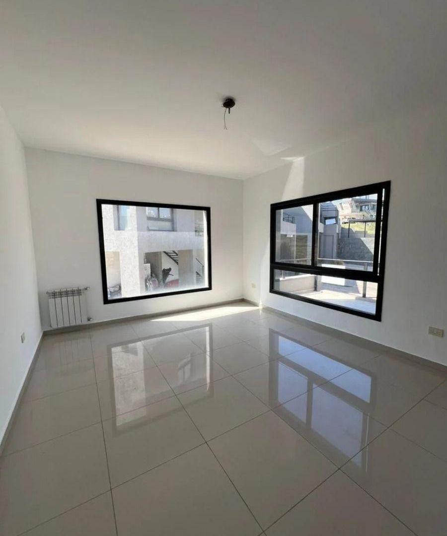 Foto de Oportunidad La Cuesta casa en venta, imagen 1
