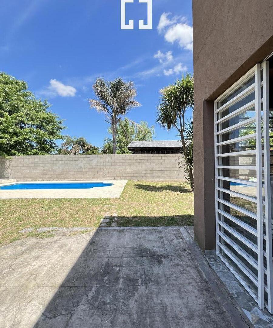 OPORTUNIDAD VENTA CASA QUINTA PILETA QUINCHO Y DEPOSITO ESCUCHA OFERTAS