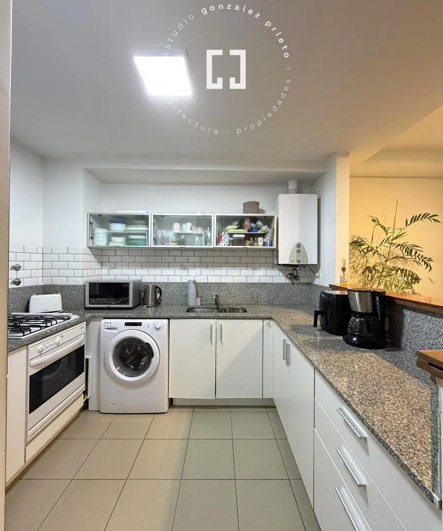 VENTA DEPARTAMENTO  CON TOILETTE Y BALCON  LUMINOSO CAÑITAS PALERMO 4