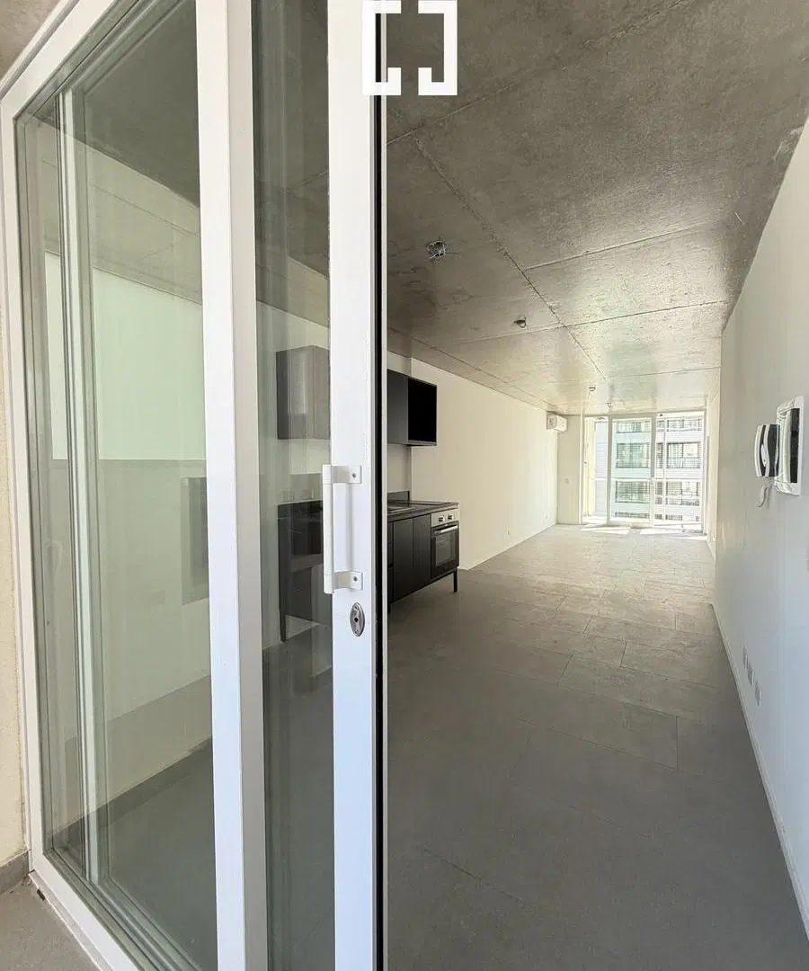 VENTA 2 AMB CON PATIO Y BALCON COGHLAN LUMINOSO ENTREGA INMEDIATA 3