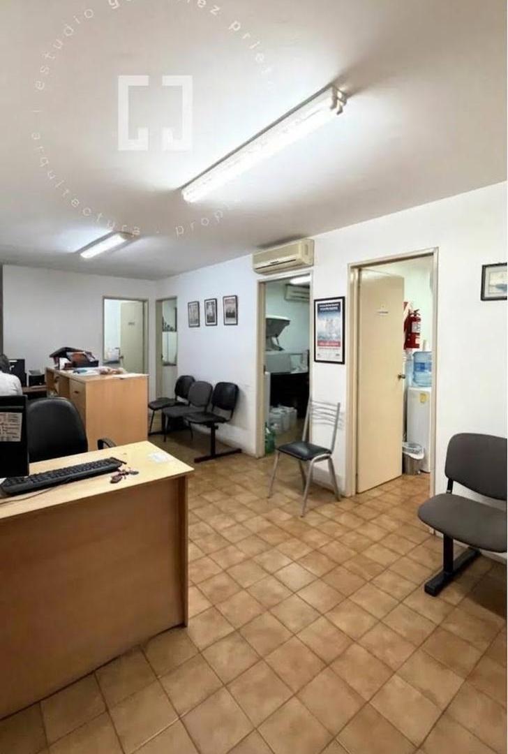 Foto de OFICINA EN VENTA- OPORTUNIDAD PARA PROFESIONALES E INVERSORES - MORON, imagen 1