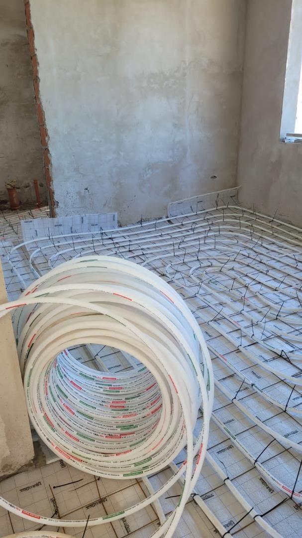 Foto de moderna casa en 2 plantas sobre 900 m2 con amarra, imagen 5