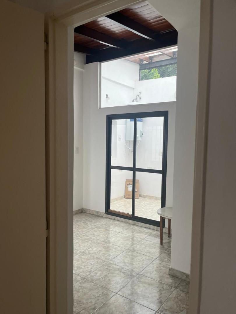 PH Al Medio 3 Ambientes con Patio y Terraza 4