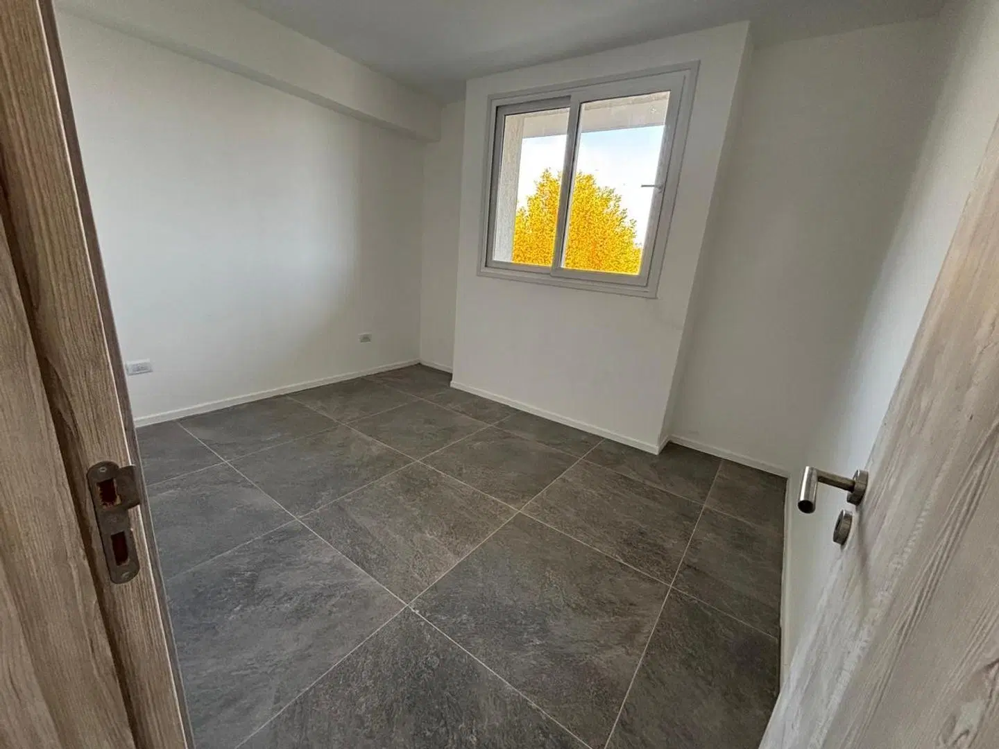 hermoso departamento a estrenar en Saravi village, con balco 1