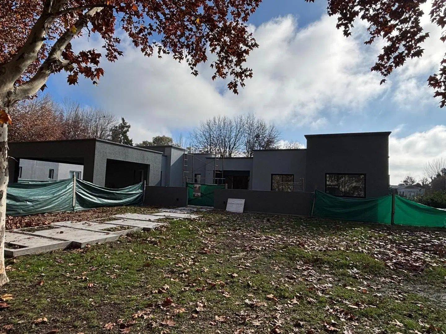 hermosa casa a estrenar en Haras del sol sobre 1620 m2 lote 1