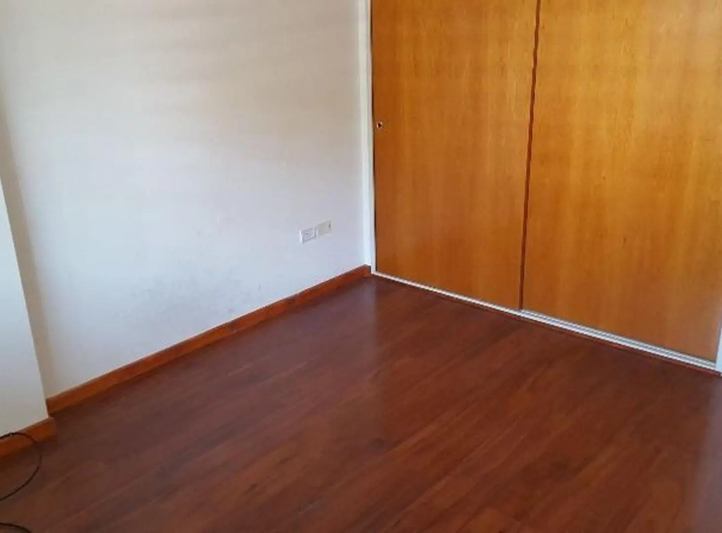 Moderno dpto 2 ambientes con balcon de 8 mts. cocina separad 3
