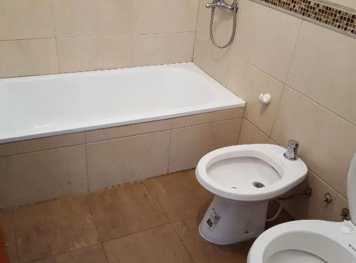 Moderno dpto 2 ambientes con balcon de 8 mts. cocina separad 2