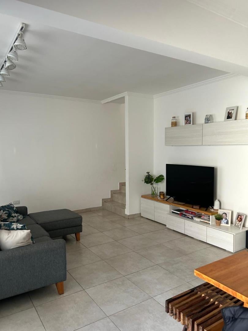 Foto de Ph en Duplex 3 ambientes 2 balcones terraza con parrilla, imagen 3