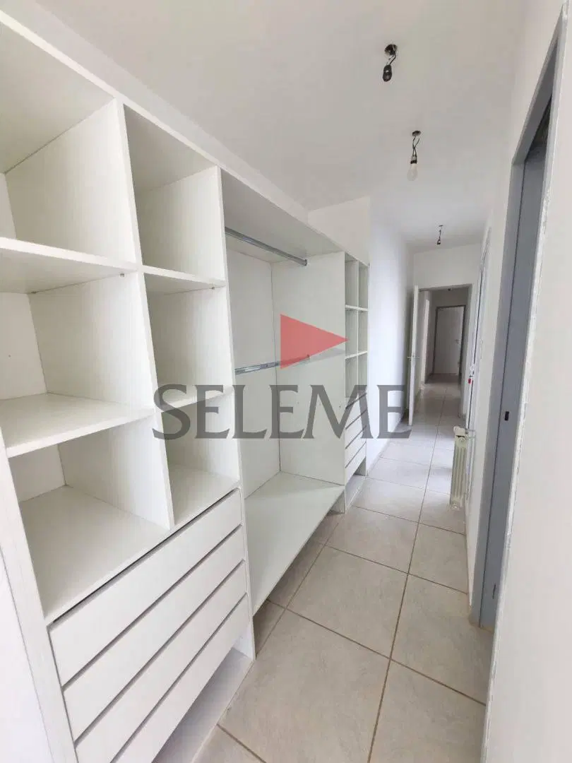 Casa 3 dormitorios en alquiler - Centenario 4