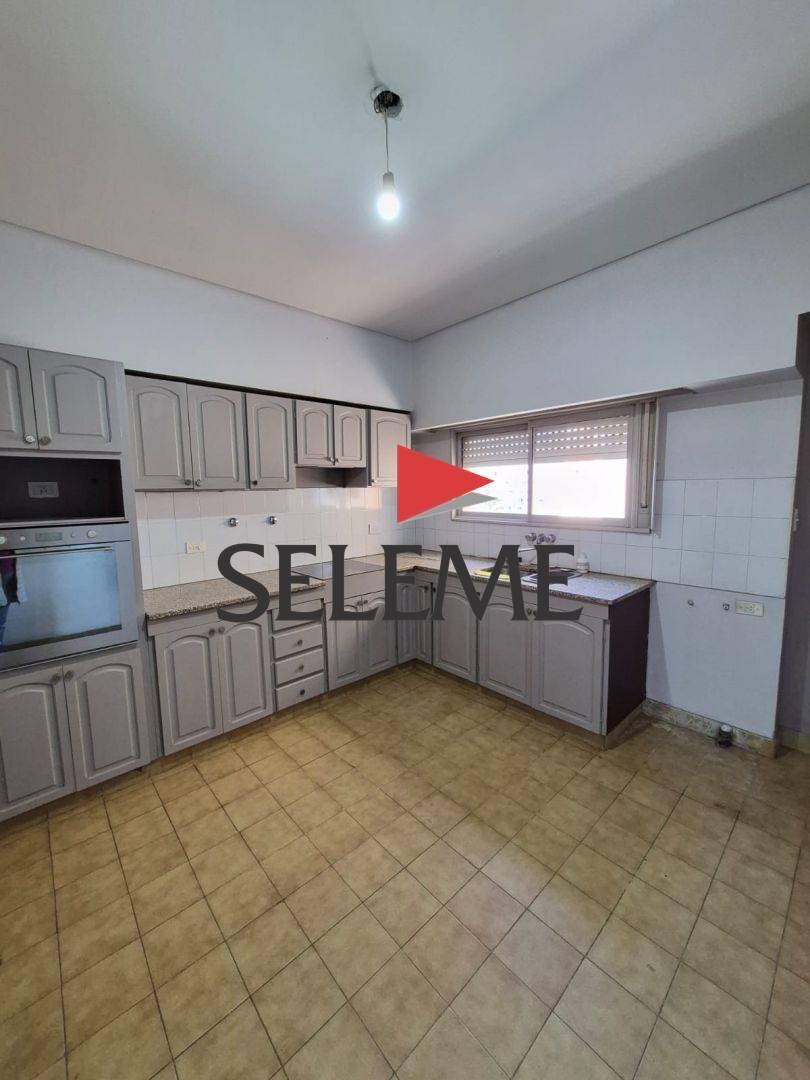 Foto de Departamento 3 dormitorios en alquiler - Cipolletti, imagen 3