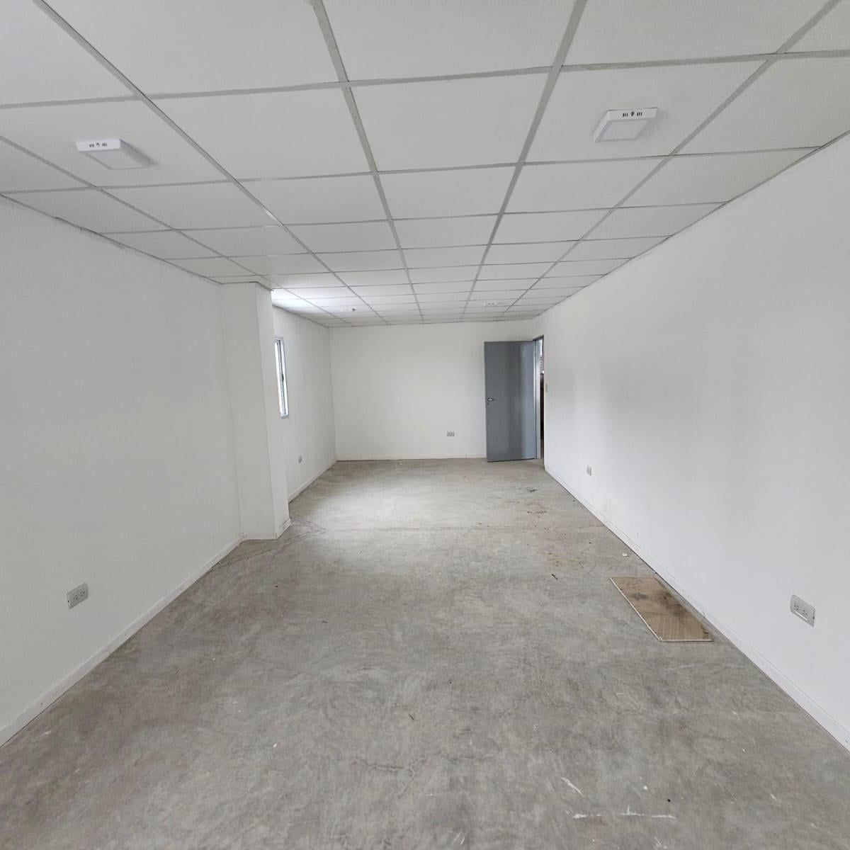 Foto de VENDE NAVE INDUSTRIAL/LOGISTICA AAA CON RENTA EN POLO 52, imagen 3