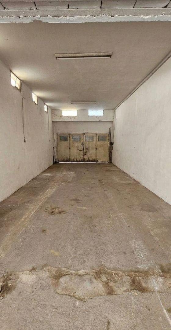 Foto de Galpon de 300 m² en alquiler en Villa Cabrera, imagen 5