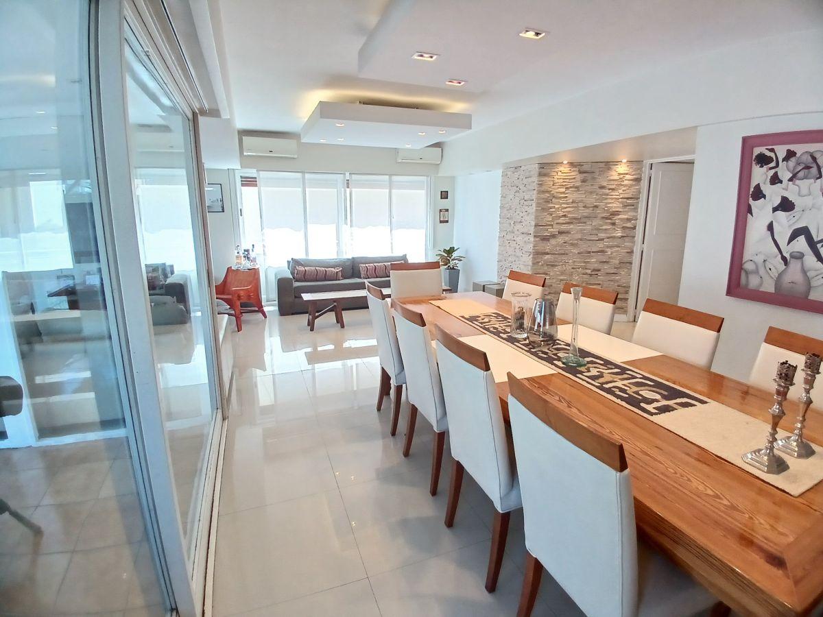 VENTA DEPARTAMENTO 5 AMBIENTES PISO DE CATEGORÍA EN TORRE BELGRANO CON COCHERA BAULERA Y SEGURIDAD
