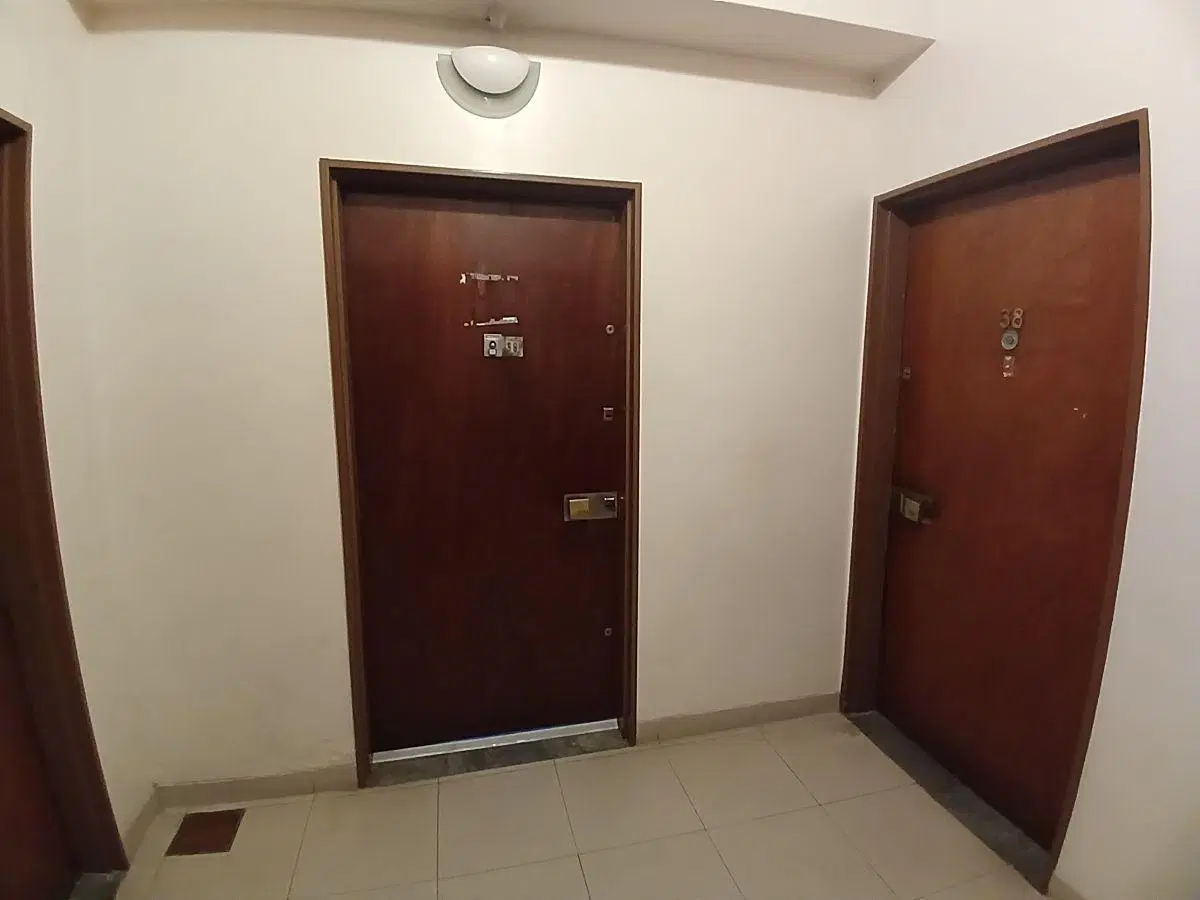 OPORTUNIDAD!
VENTA OFICINA ZONA CENTRO PROXIMA A CORRIENTES Y CALLAO 1