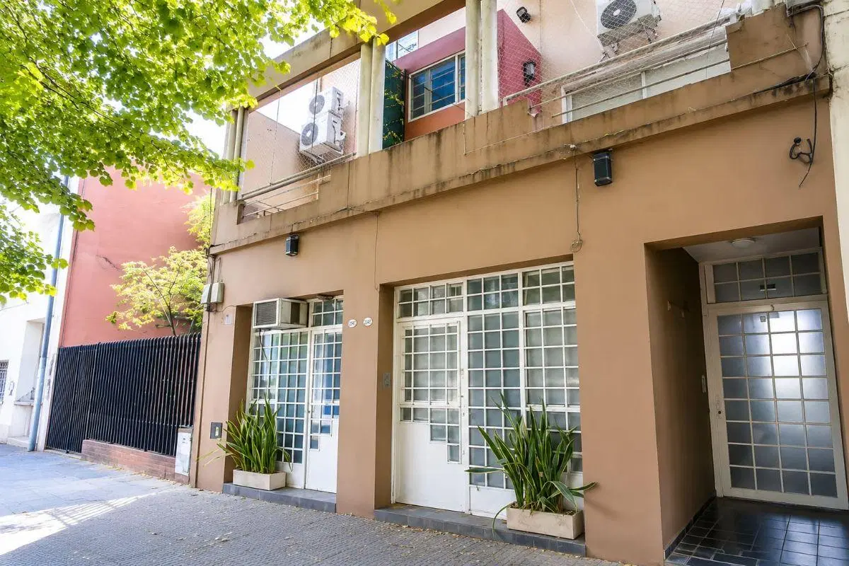 VENTA PH 2 Ambientes y escritorio en Colegiales - Muy Luminoso y con excelente ubicación 8