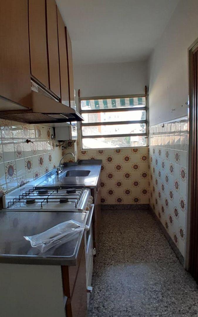 Foto de DEPARTAMENTO DOS AMBIENTES SOBRE AV CENTENARIO, imagen 2