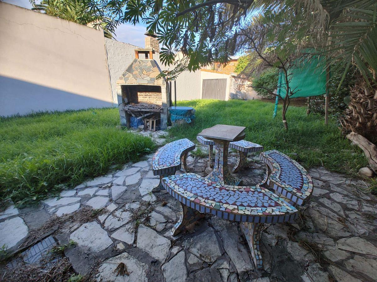 Foto de MUY LINDA ZONA, CHALET DE 3 AMB A REFACCIONAR, imagen 3