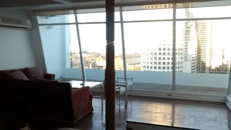 Pent House con Terraza Parrilla Vista al Rio 3