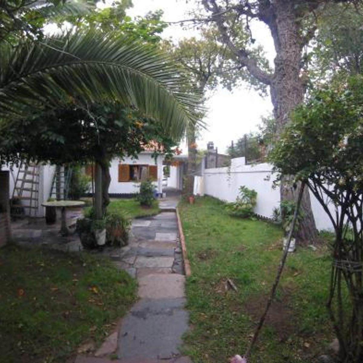 Casa 4 Ambientes Mas Departamento 3