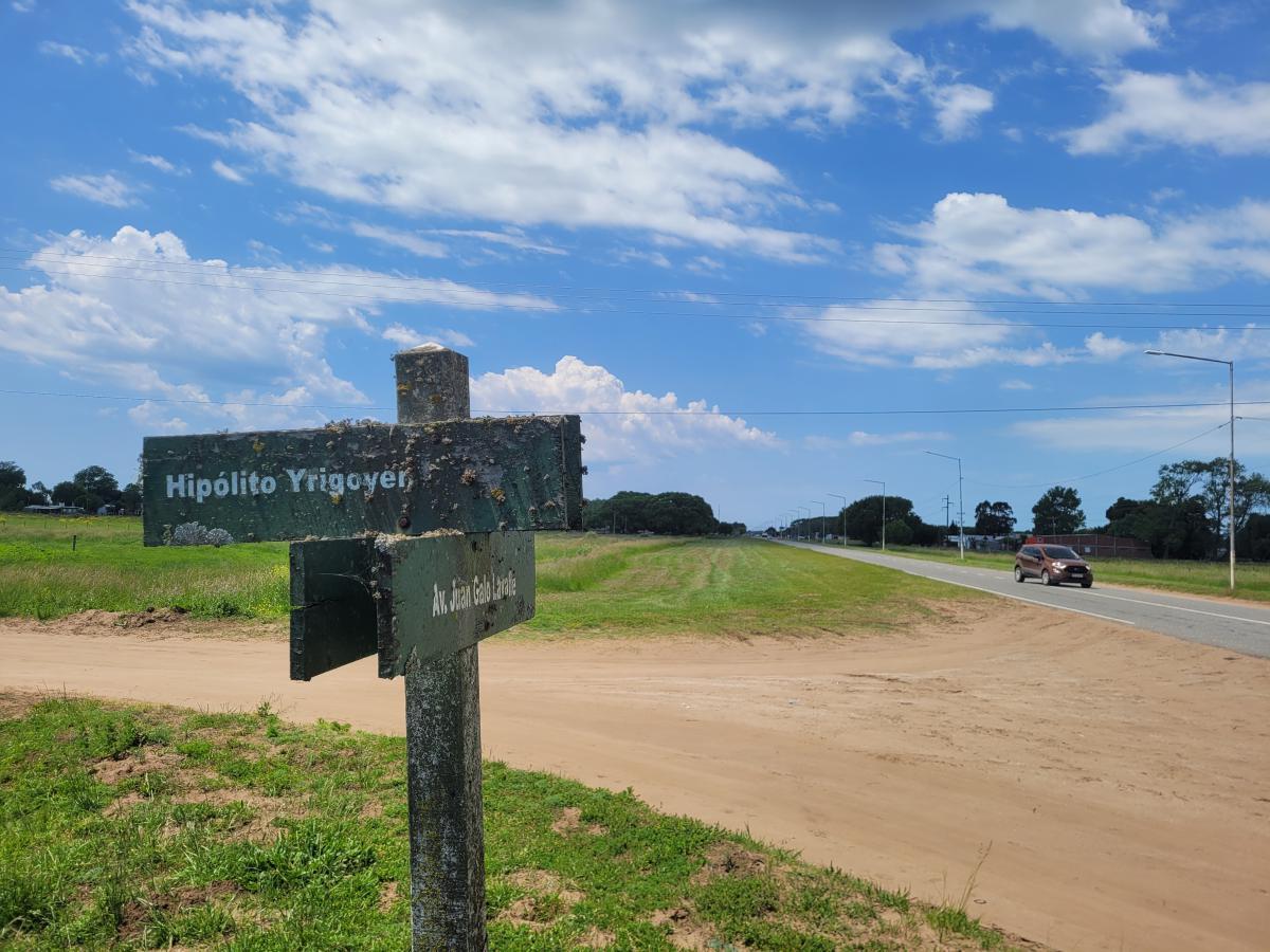 Foto de Hectárea en venta a 200mts del asfalto Paraje Pavón (233), imagen 2