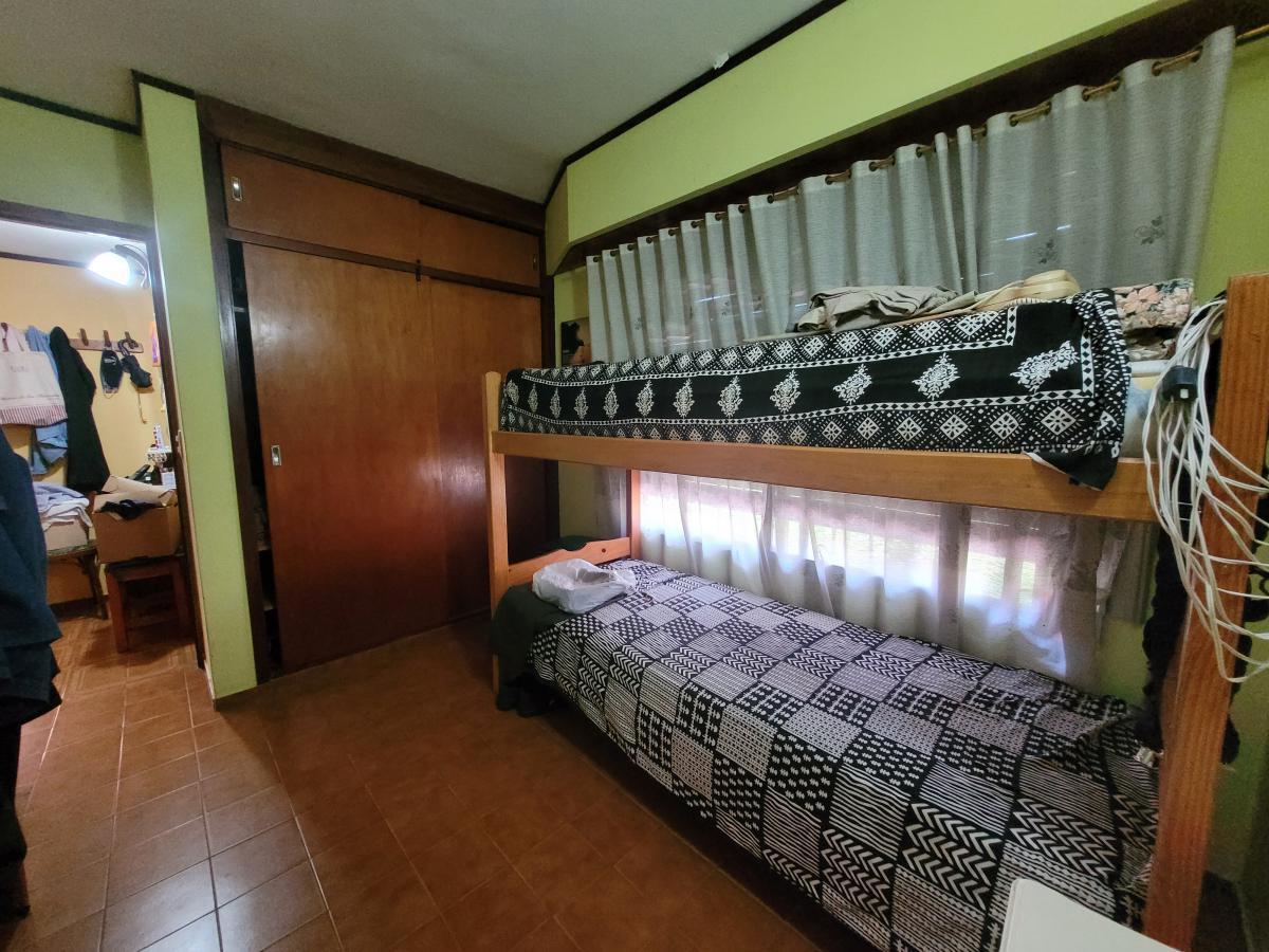 Hermosa Casa de Dos Plantas + Departamento de 3 Ambientes 3