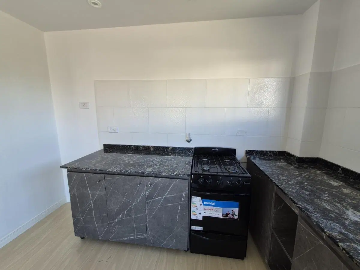 Destacado duplex de 4 ambientes a mts del Mar (1746) 5