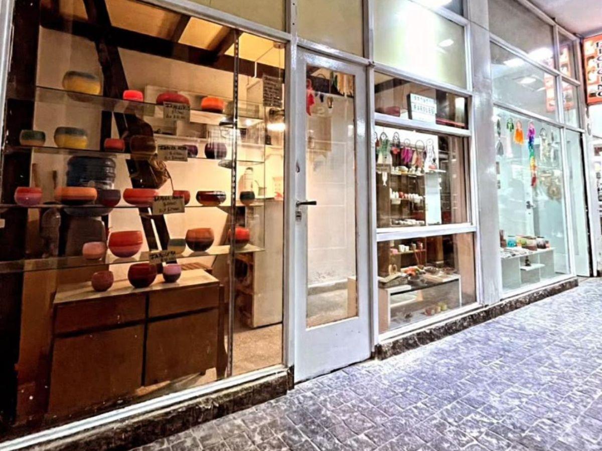 Foto de Mini Local comercial en Galería Mariano Moreno (336), imagen 1